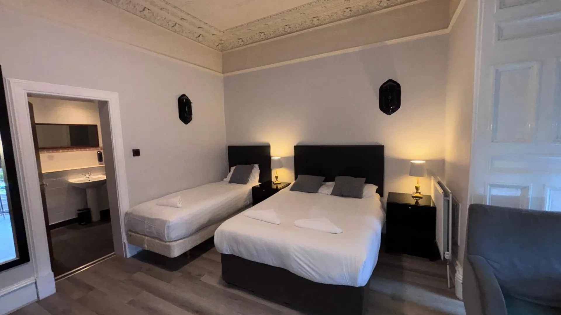No6 West Coates Hotel Edinburgh