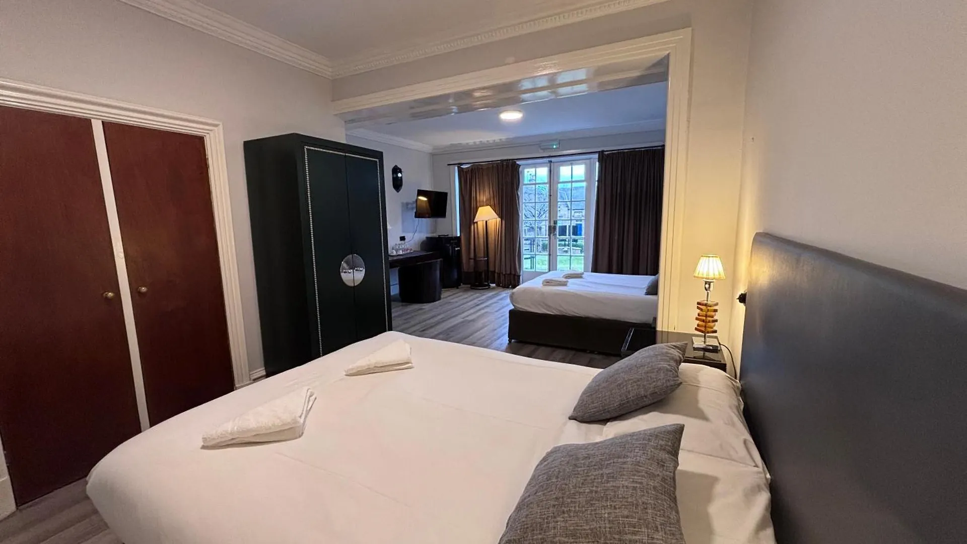 No6 West Coates Hotel Edinburgh