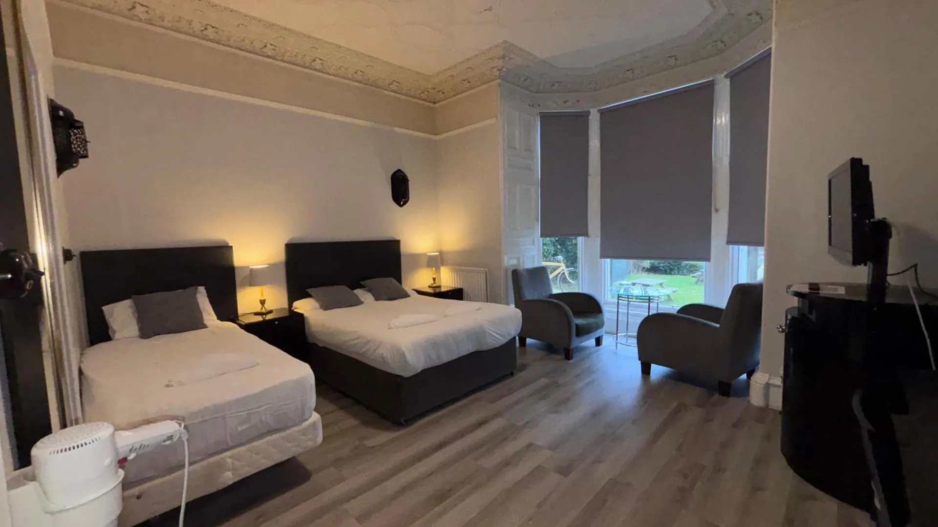 Hotel No6 West Coates EDI 3*,
