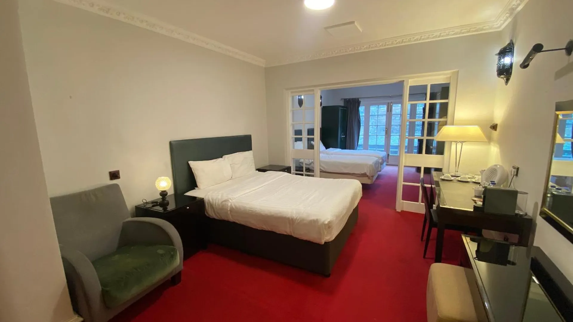 ***  No6 West Coates Hotel Edimburgo Reino Unido