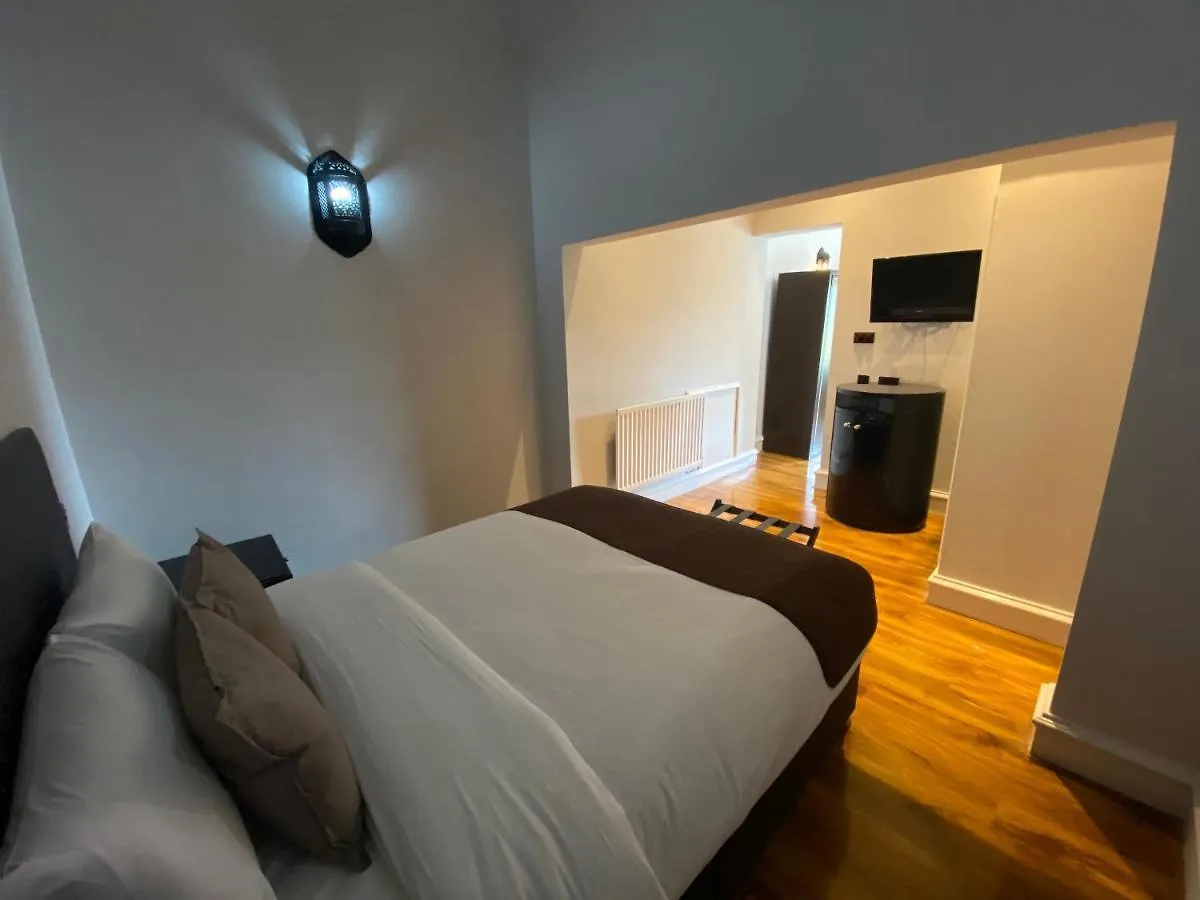 No6 West Coates Hotel Edinburgh