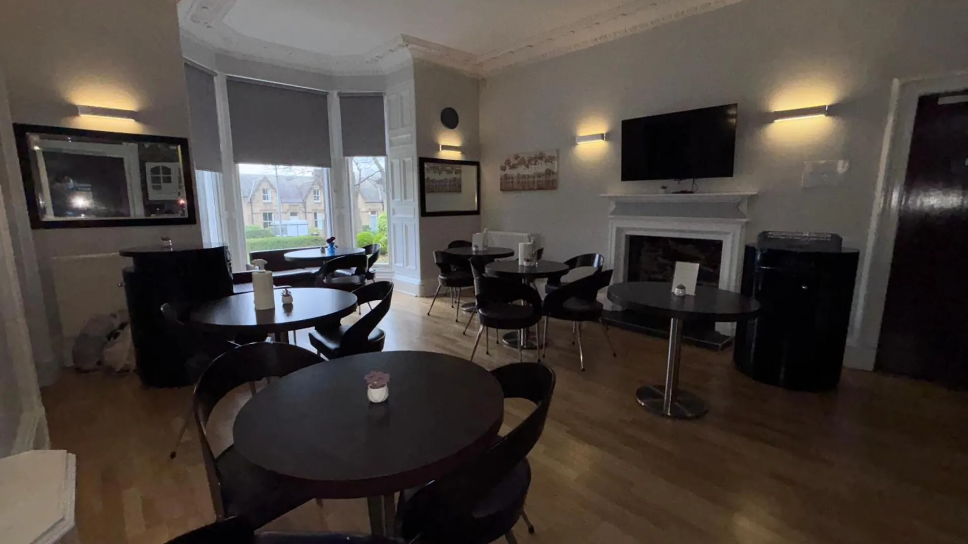 No6 West Coates Hotel Edinburgh